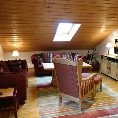 Haus Riegseeblick Апартаменты Riegsee